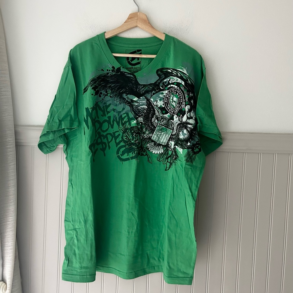 Y2K Ecko Unlimited Men’s 2XL Green Graphic VNeck Short Sleeve Tee